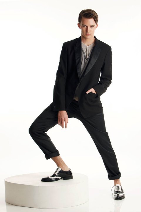 Male model photo shoot of Glenn E
