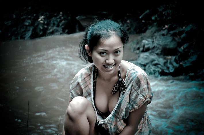 Female model photo shoot of Eka Sundari