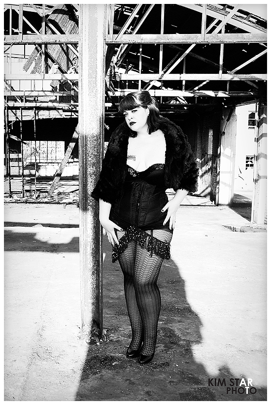 Female model photo shoot of kimmacphoto