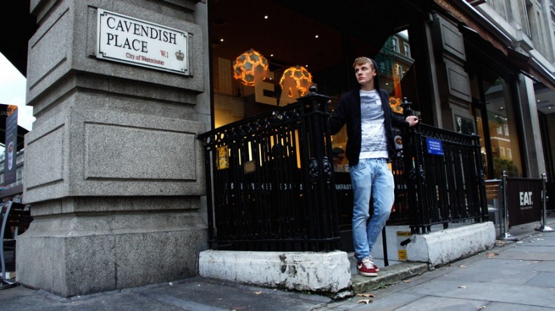 Male model photo shoot of Alex ThomasB in London