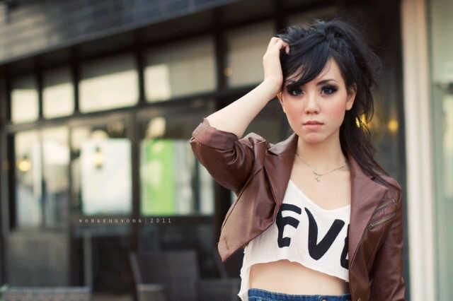 Female model photo shoot of Elena Wong