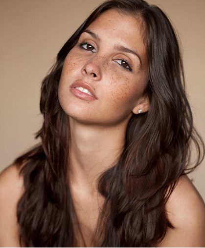Female model photo shoot of Safira de Wit by Sander de fotograaf in Amsterdam