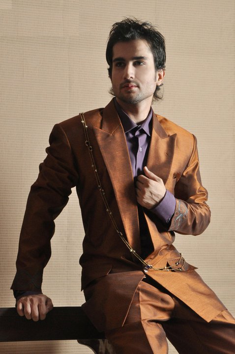 Male model photo shoot of Sikander Khan in Obiad Sheikh's Studio