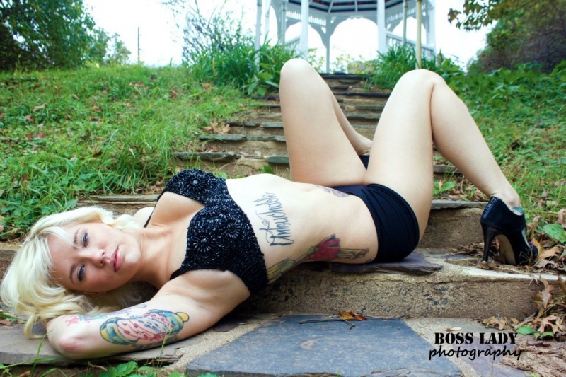 Female model photo shoot of Amanda RAYNE  by BossLadyPhotography