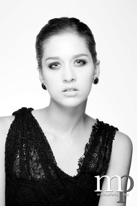 Female model photo shoot of Michal Hope