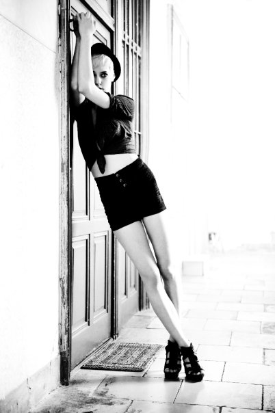 Female model photo shoot of lisa asil