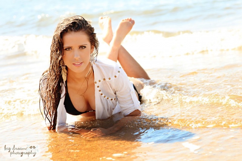 Female model photo shoot of Jacinda Hayden in Redcliffe