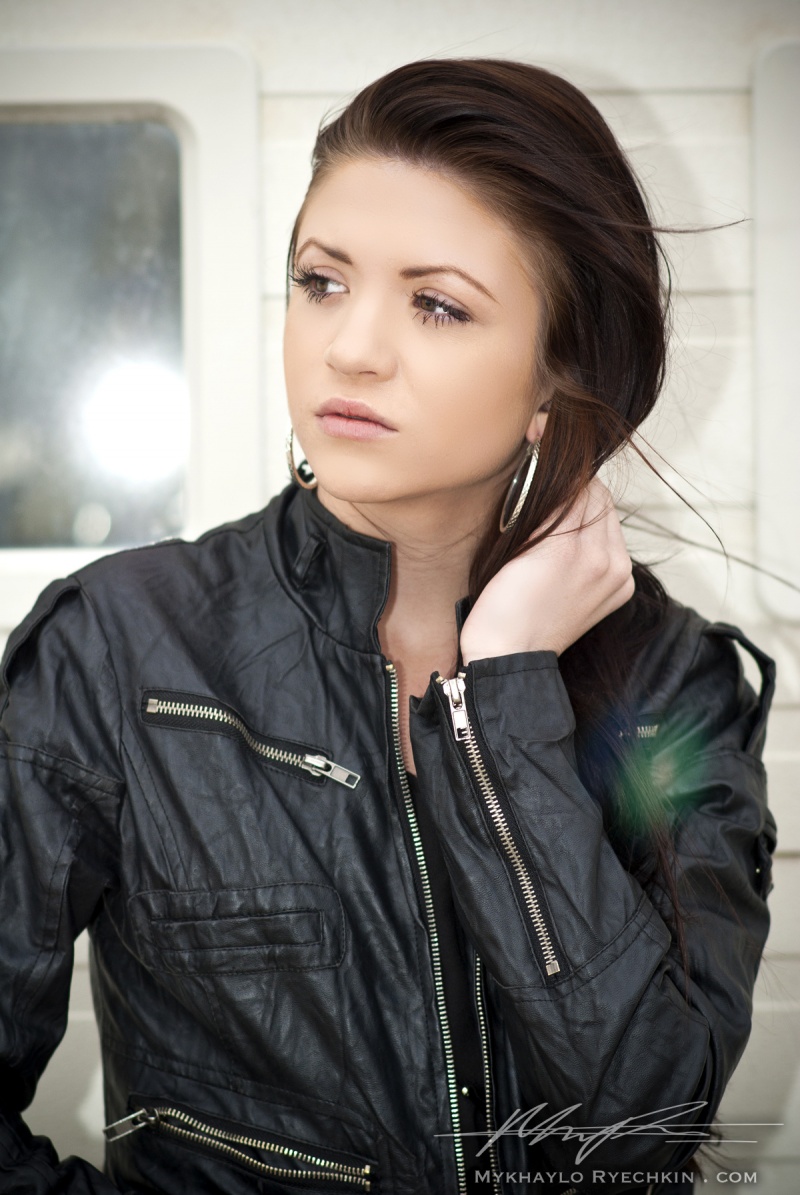 Female model photo shoot of Courtney Rebecca by Mykhaylo Ryechkin