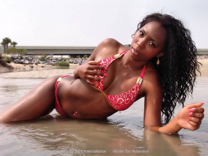 Female model photo shoot of Victoria Vicki Meadows in Jacksonville Beach