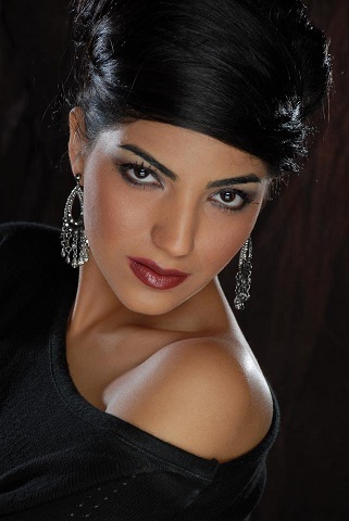Female model photo shoot of Sheiva