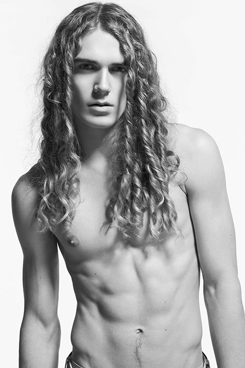 Male model photo shoot of Daniel Cherniske
