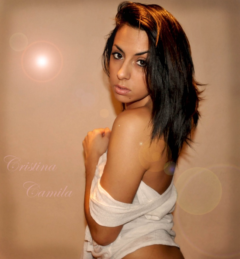 Female model photo shoot of ModelCristina