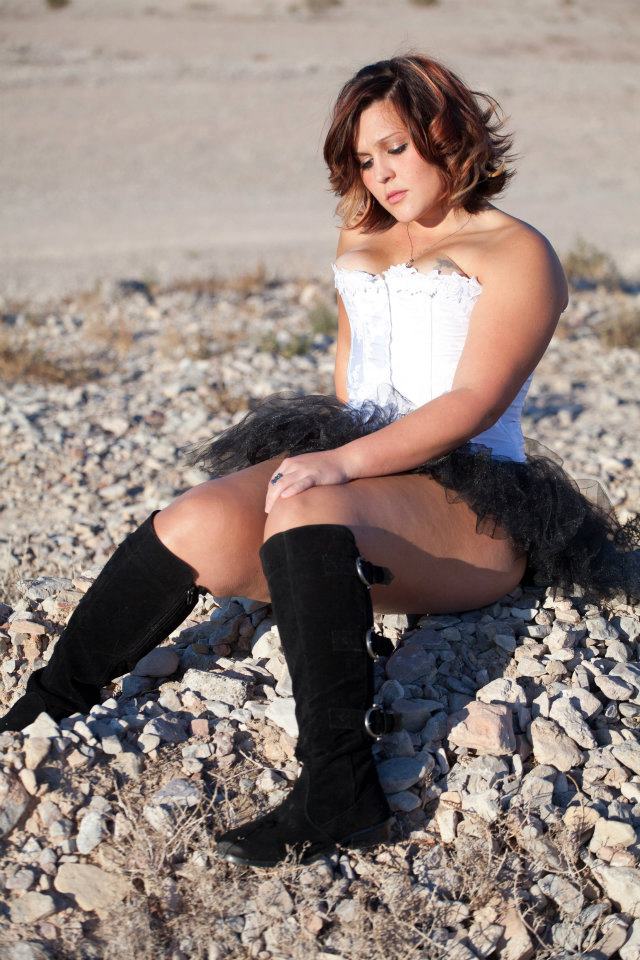 Female model photo shoot of Jenna Joy86 in Las Vegas