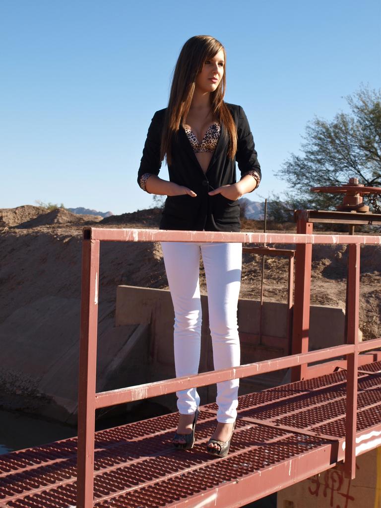 Female model photo shoot of Tara Lynnn in Arizona