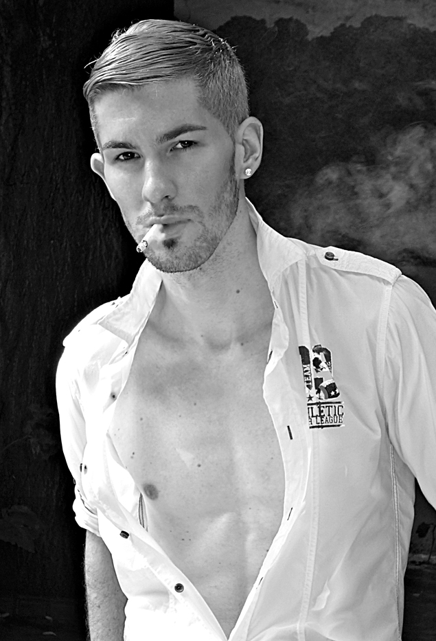 Male model photo shoot of Gabe Sonny