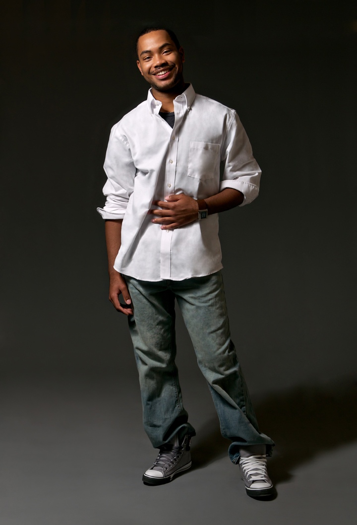 Male model photo shoot of Ravon Derelle
