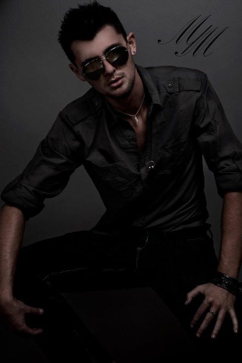 Male model photo shoot of Chris Skinner