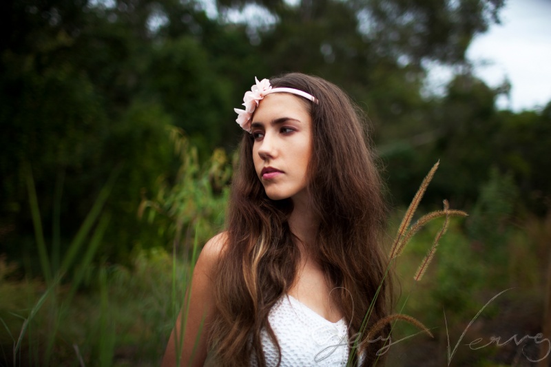 Female model photo shoot of Jenny Verves in Varsity Lake, Gold Coast