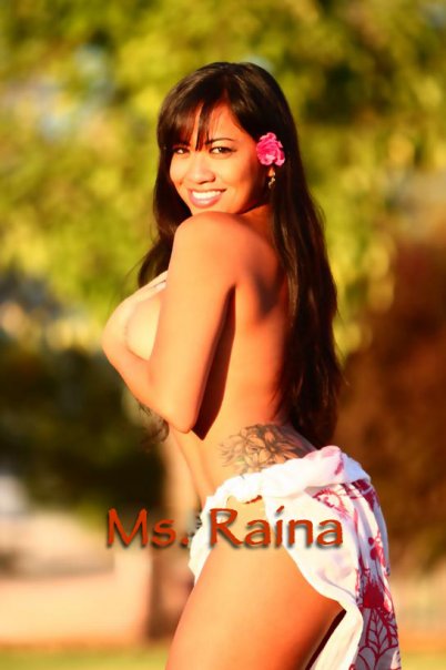Female model photo shoot of Raina D