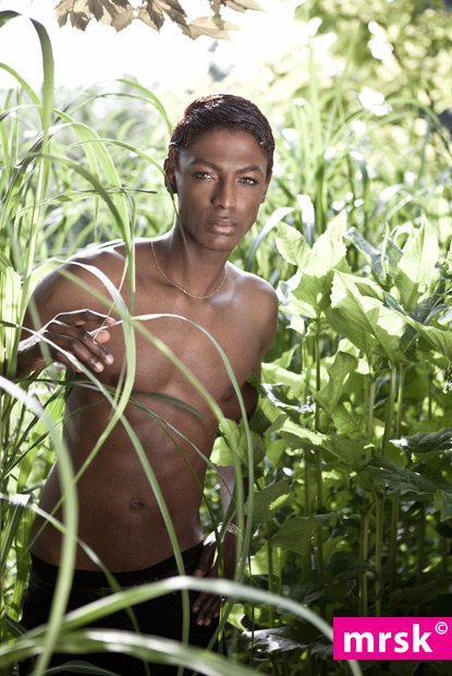 Male model photo shoot of sibu redd