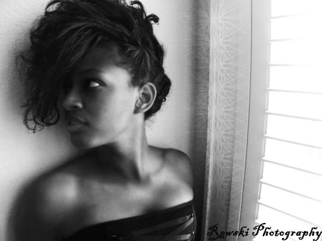 Female model photo shoot of Luna Minuit by Rewski Photography