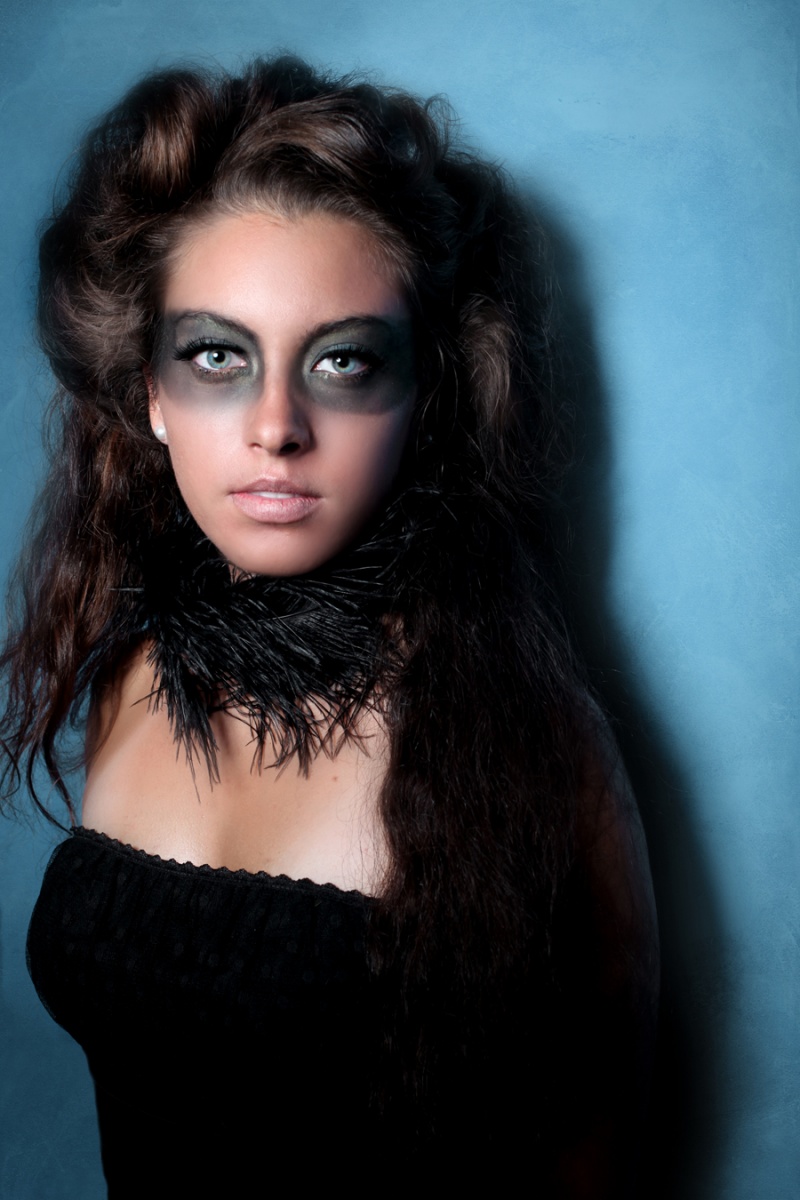 Female model photo shoot of Amanda Chapman , makeup by Laren Lindholm