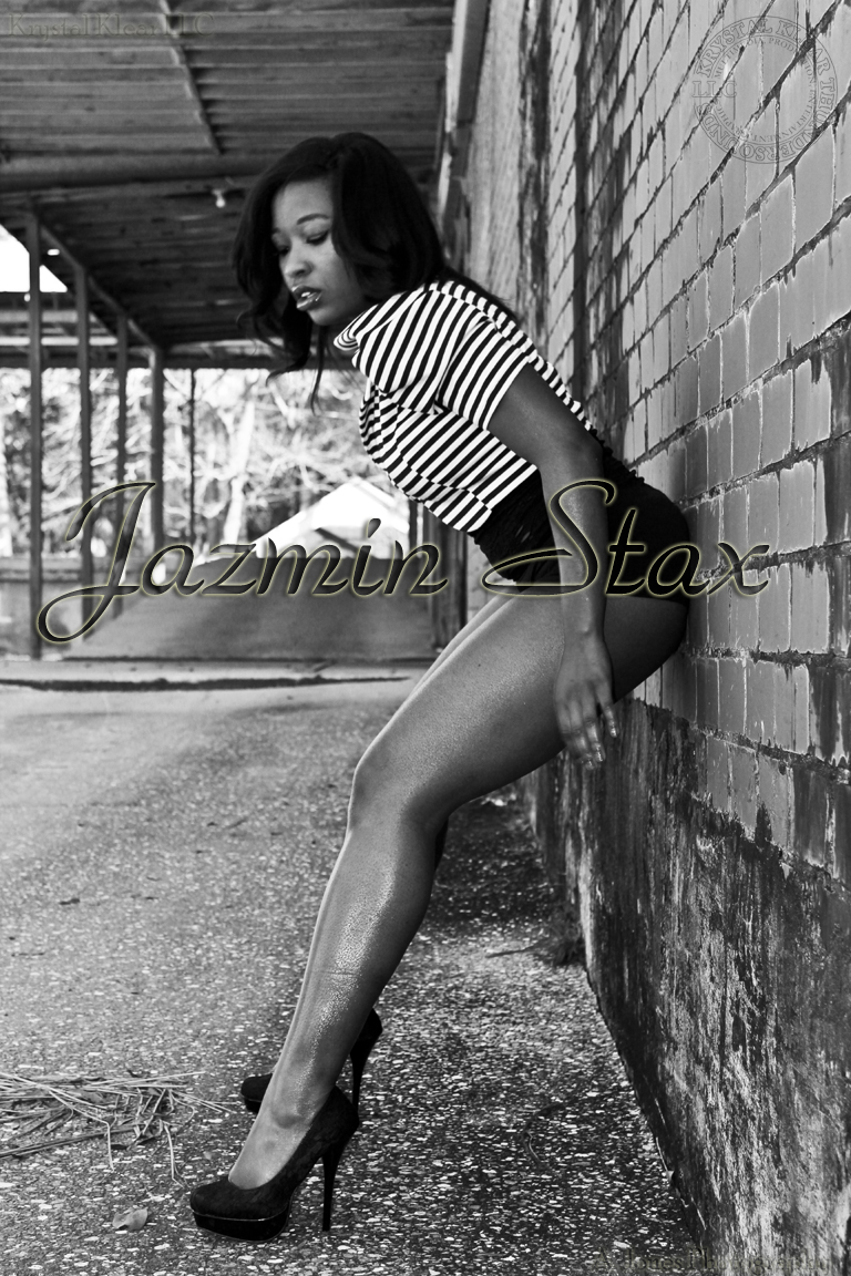 Male and Female model photo shoot of Klear Multimedia and JAZMIN STAX in Greensboro Fl