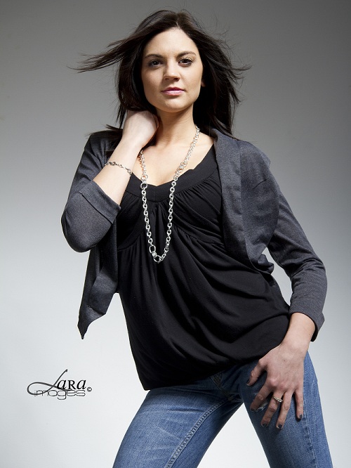Female model photo shoot of JulieAnn by LARA images