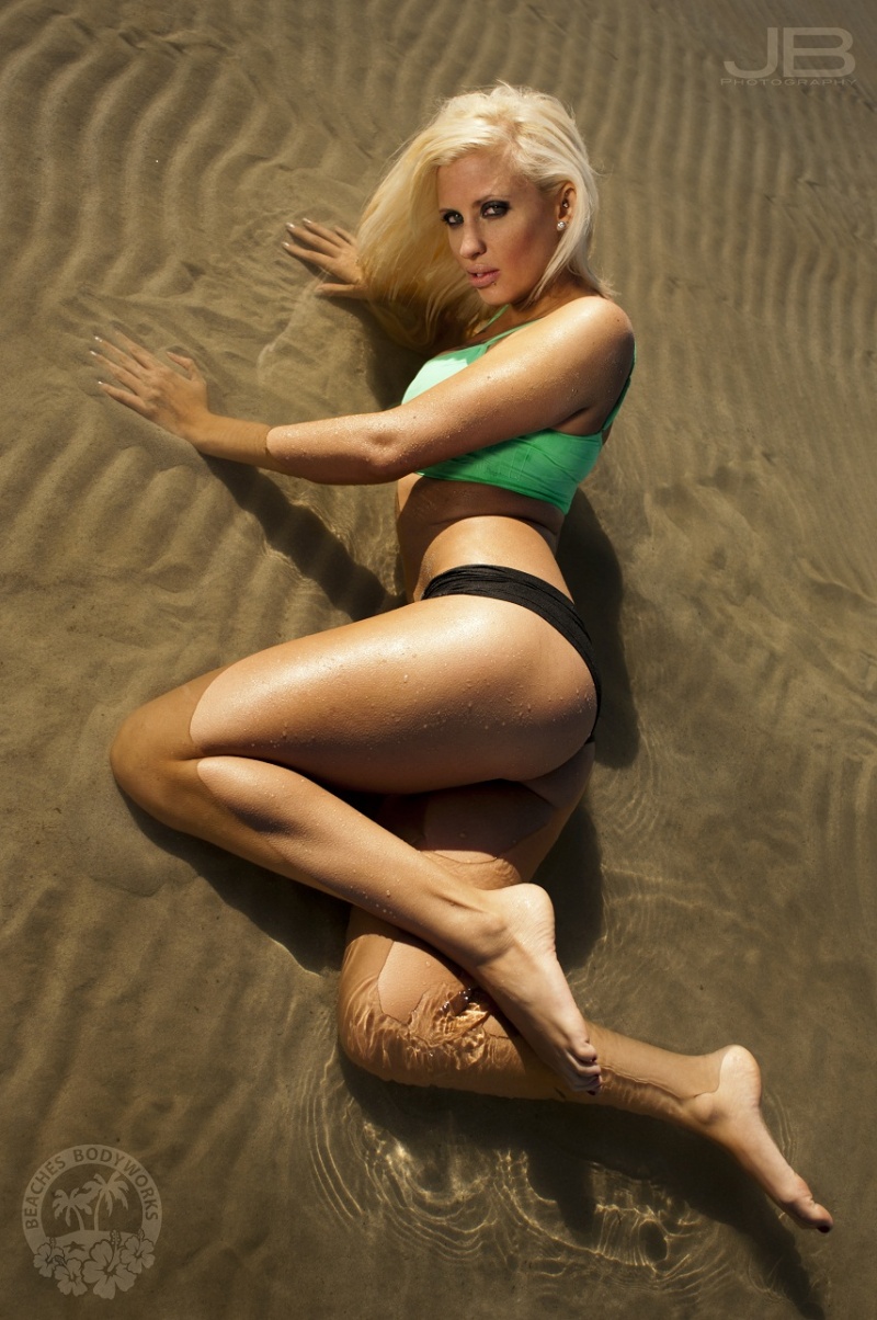 Female model photo shoot of dayadancer