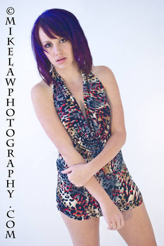 Female model photo shoot of Taylor Bridgewater