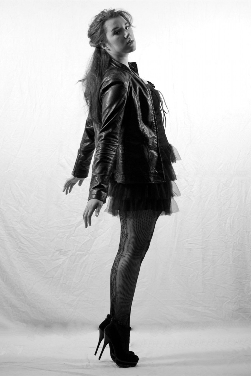 Female model photo shoot of Quinn Teechma by Lori-Anne