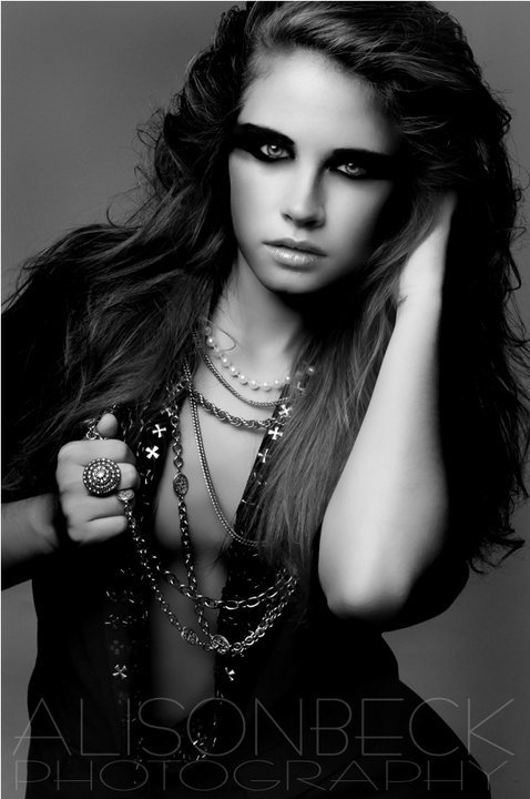 Female model photo shoot of Jenna Frazier
