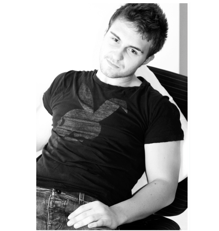 Male model photo shoot of Dmitry Razumov