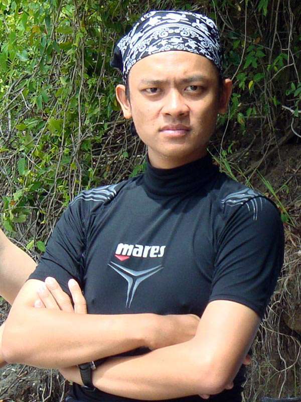 Male model photo shoot of Marco The Photographer in Buyat - Sulawesi Utara