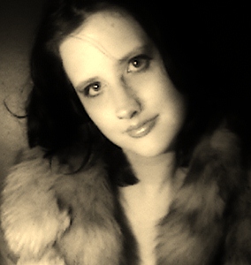 Female model photo shoot of LisaFox
