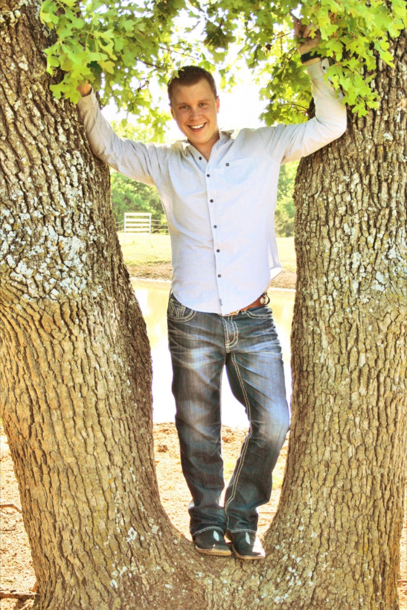 Male model photo shoot of Jacob Clayton in Whitesboro, Texas