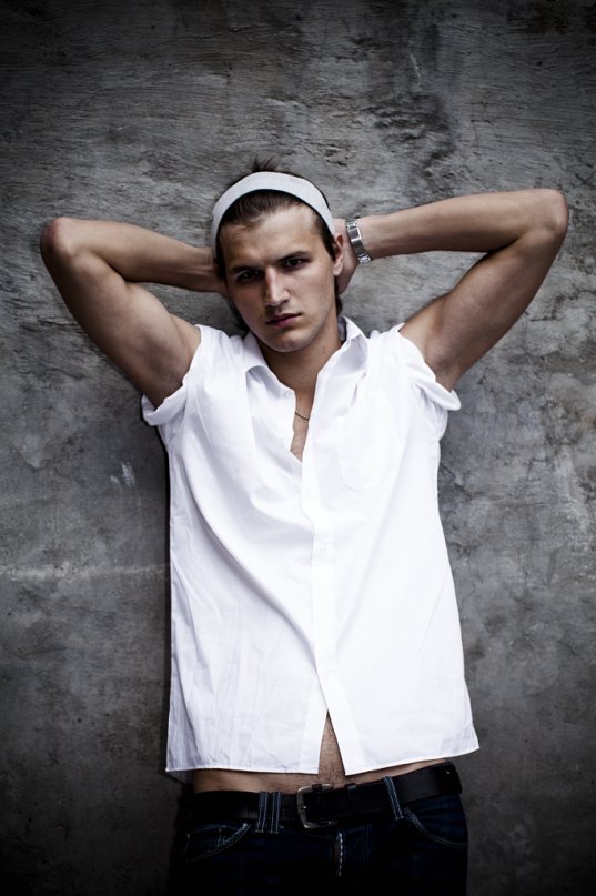 Male model photo shoot of Denis Kurochkin