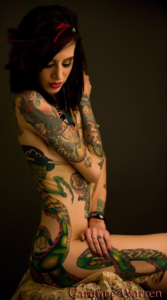 Female model photo shoot of TattooLiz