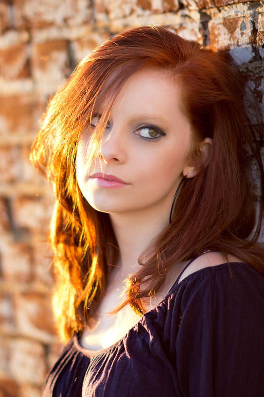 Female model photo shoot of Lindsay Crane