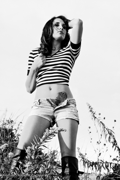 Female model photo shoot of Ana Paula Salles