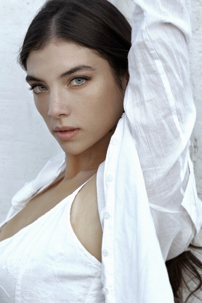 Female model photo shoot of Gal Barak