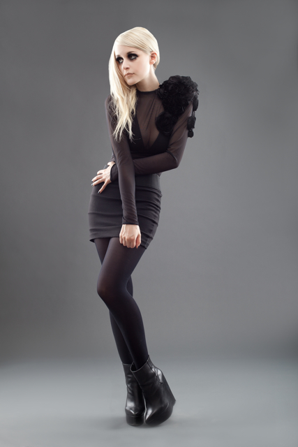 Female model photo shoot of Lauren Amante