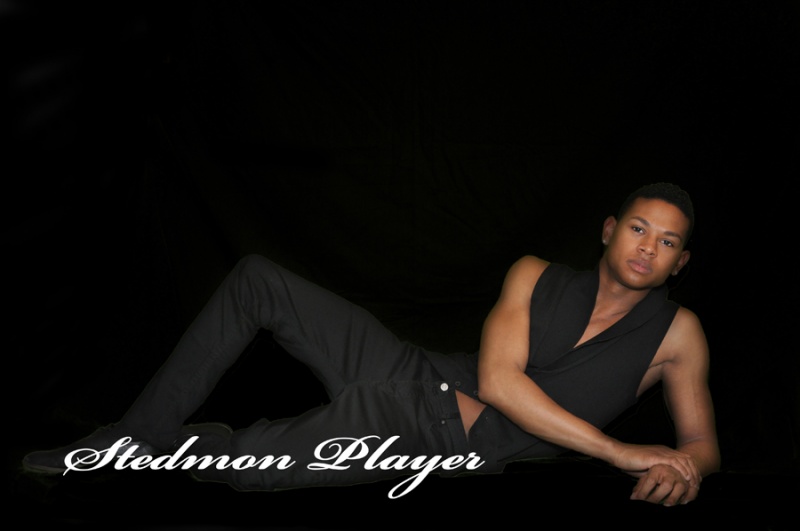 Male model photo shoot of Stedmon Player