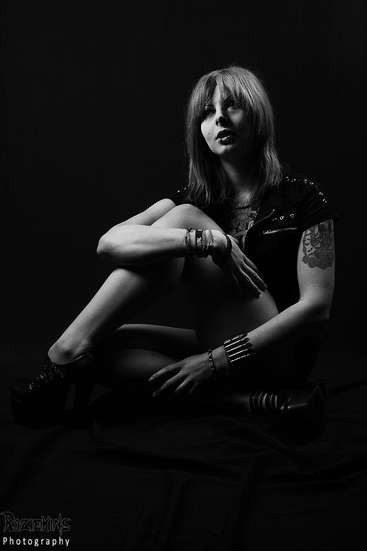 Female model photo shoot of Toxicity_Twitch