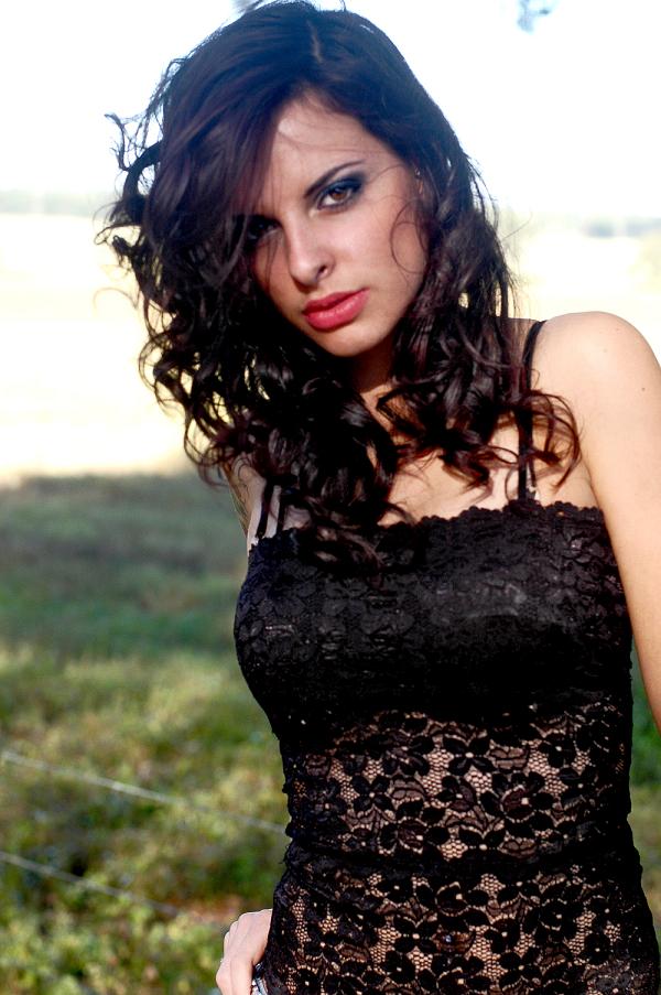 Female model photo shoot of Mel Matser by saljas foto