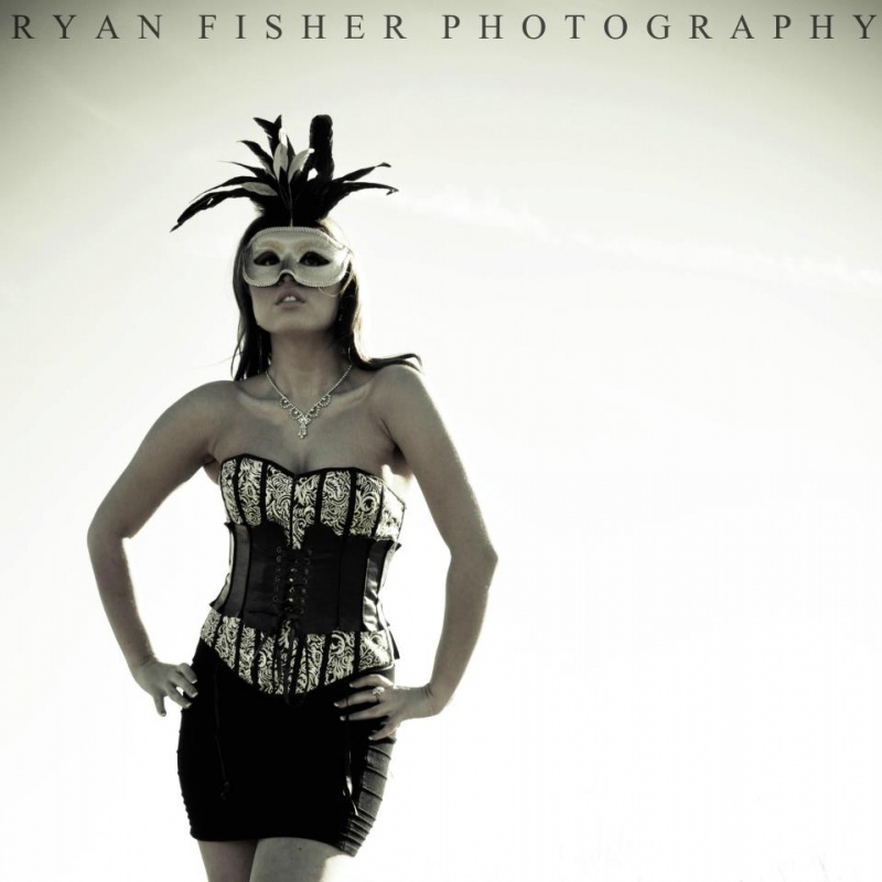 Female model photo shoot of Valeria Lynn