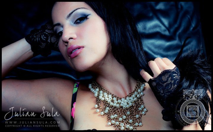 Female model photo shoot of Gloria Ruiz in Miami Beach