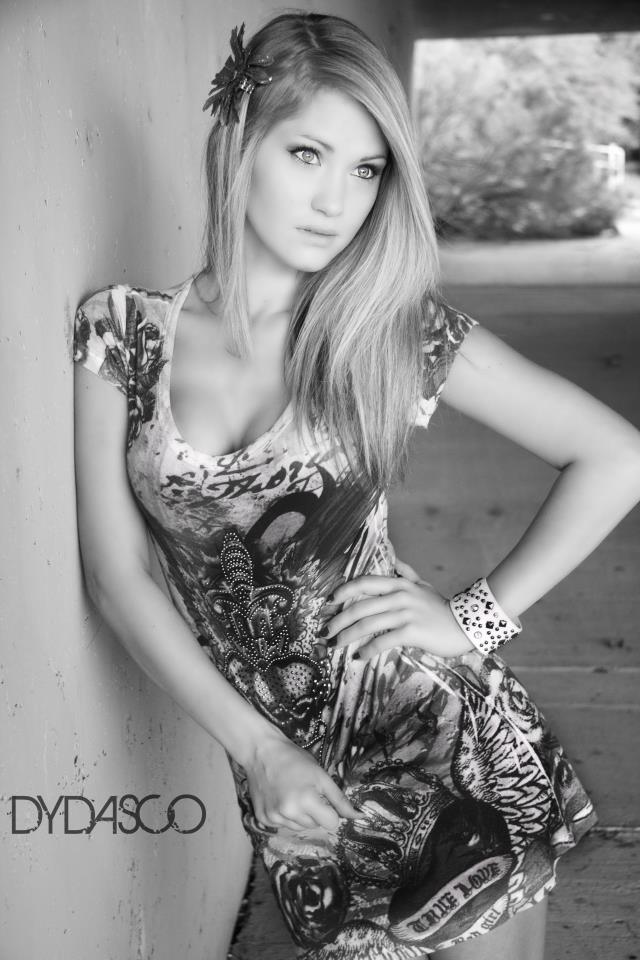 Female model photo shoot of Shannyn Alyssa