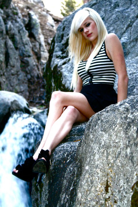 Female model photo shoot of elizabethannlayton in wrightwood ca
