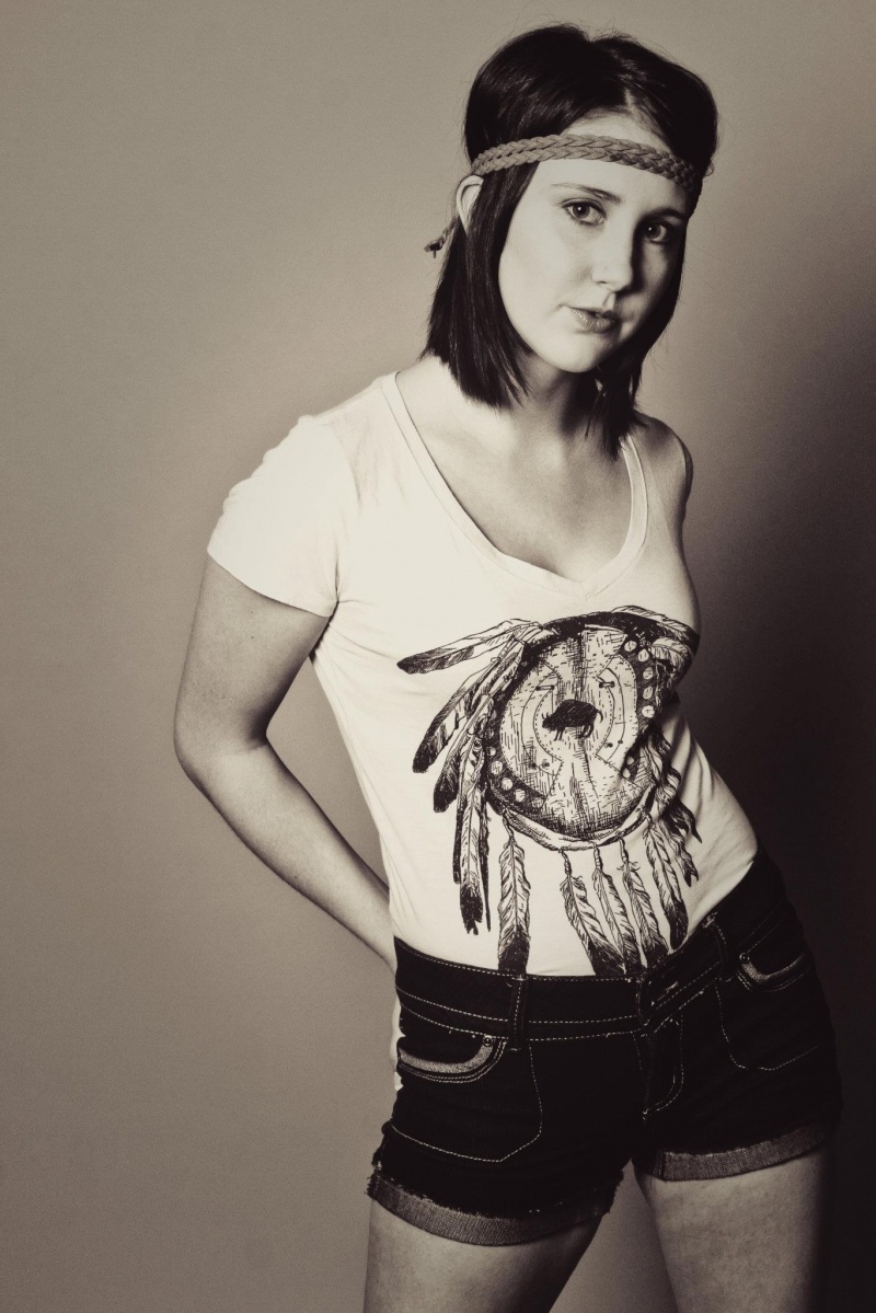 Female model photo shoot of Meagan Forsyth